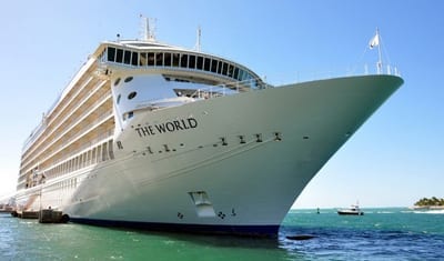 Yacht luxe escale Porto Vecchio