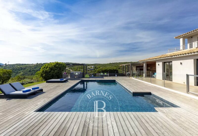 Porto vecchio, Palombaggia, villa 5 bedrooms, pool and nearby the beach, Casa di l’Oru RL207