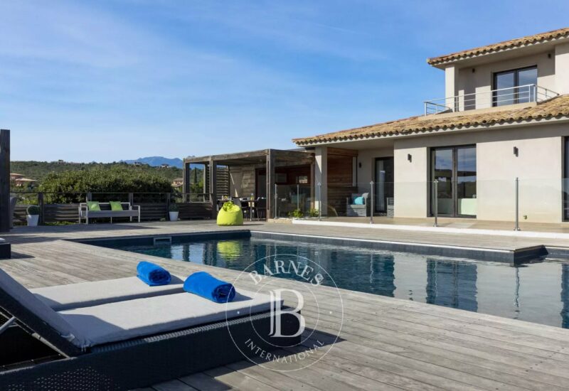 Porto vecchio, Palombaggia, villa 5 bedrooms, pool and nearby the beach, Casa di l’Oru RL207