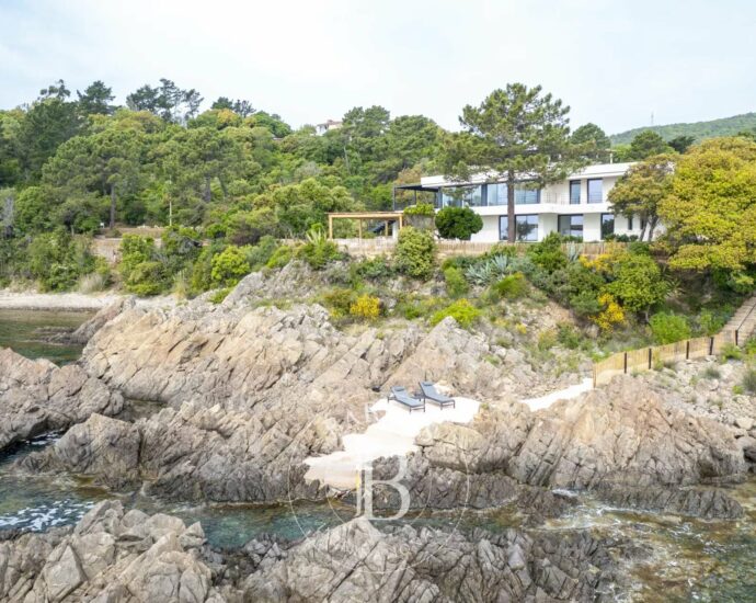 Canella, 5 chambres, villa pieds dans l’eau, Canella Bianca