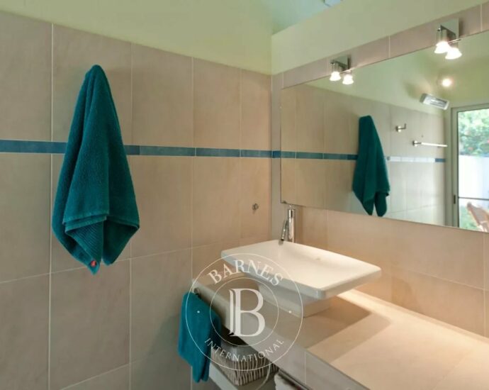 Porto Vecchio, Domaine de Cala Rossa, villa 3 bedrooms, waterfront, Villa Terra Mare RL78