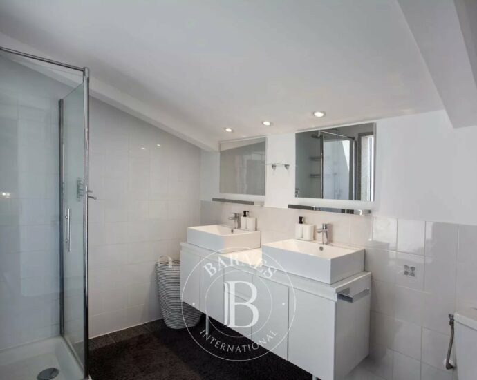 Calvi, 4 chambres, vue mer et plage à pied, RL329 Villa Capuccino