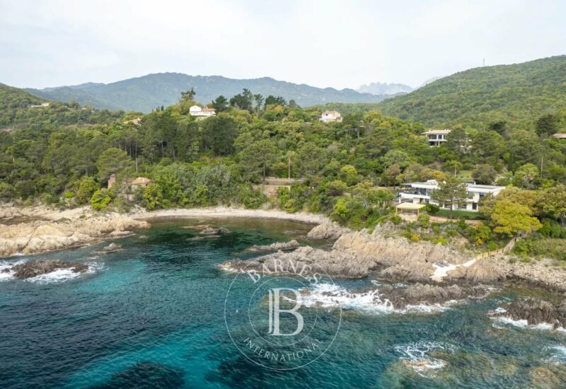 Canella, 5 chambres, villa pieds dans l’eau, Canella Bianca