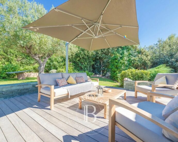 Porto Vecchio, Domaine de Cala Rossa, Villa 4 bedrooms, swimming pool, sea view, villa Tempiu Para, RL227