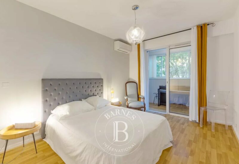 AJACCIO – Appartement standing, vue mer, 4 chambres