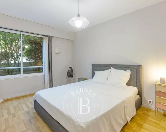 AJACCIO – Appartement standing, vue mer, 4 chambres