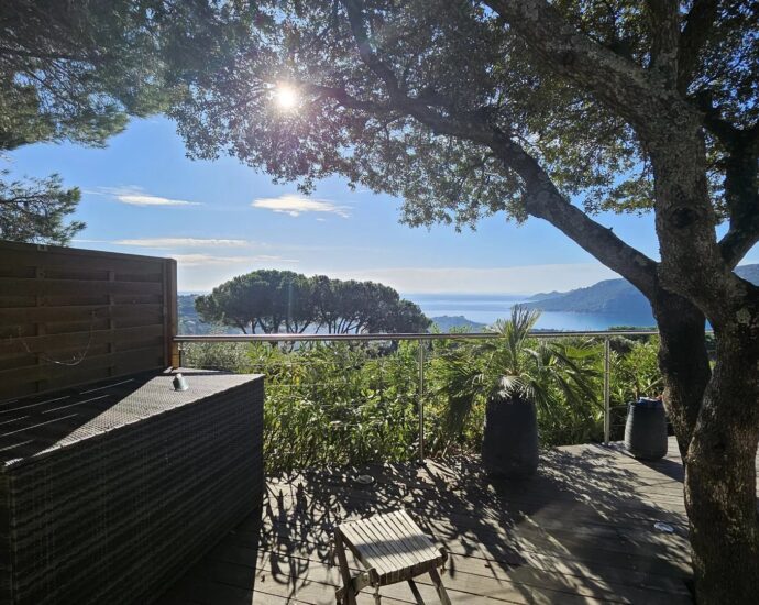 Santa-Giulia – Villa 5 chambres, plage à pied,  vue mer panoramique