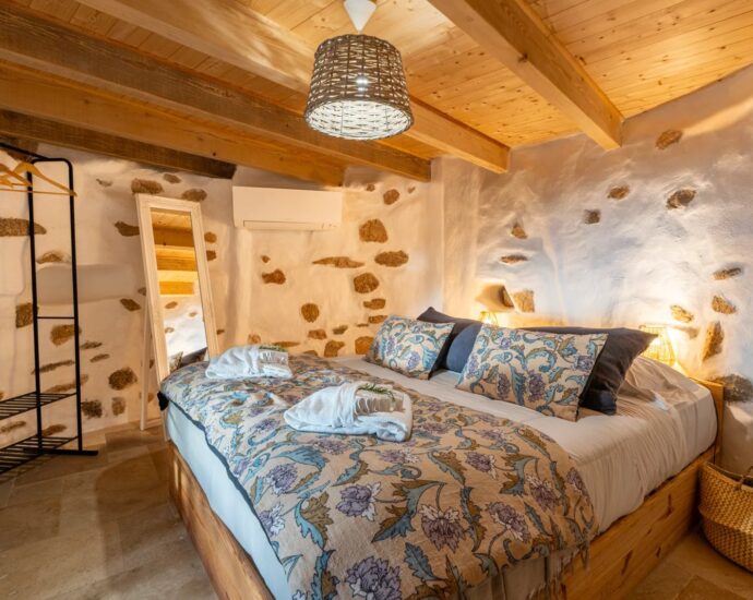 Propriano, Olmeto, Tour Génoise, 3 chambres, piscine, vue mer panoramique, proche plage