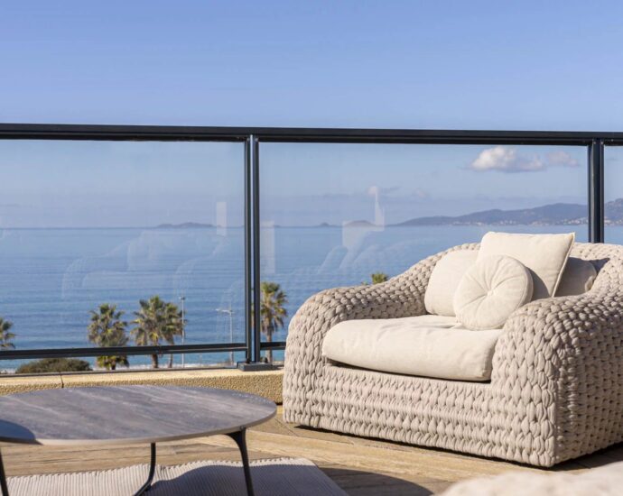 Exclusivité, Rive Sud Ajaccio, Porticcio, Penthouse, vue mer panoramique, 3 chambres, plages à pied