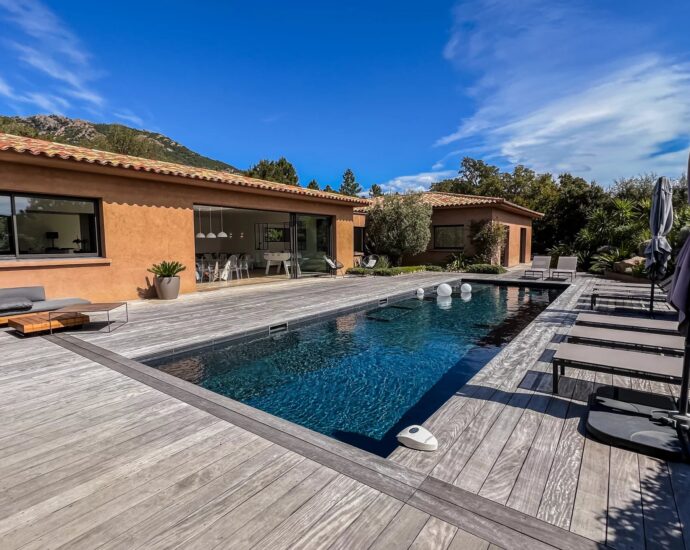 Porto-Vecchio, Villa 5 chambres, piscine, RL343 Les Arbousiers