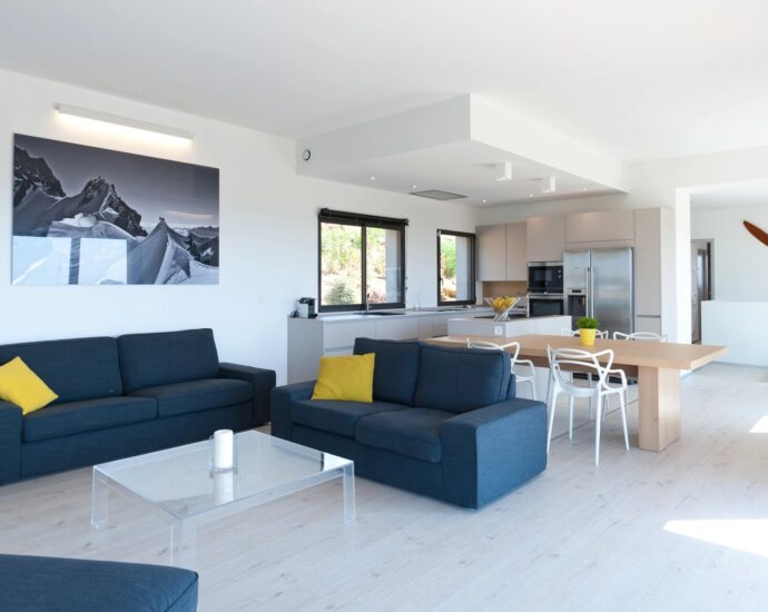 Porto Vecchio, Saint Cyprien, Villa 4 chambres, vue mer et piscine,