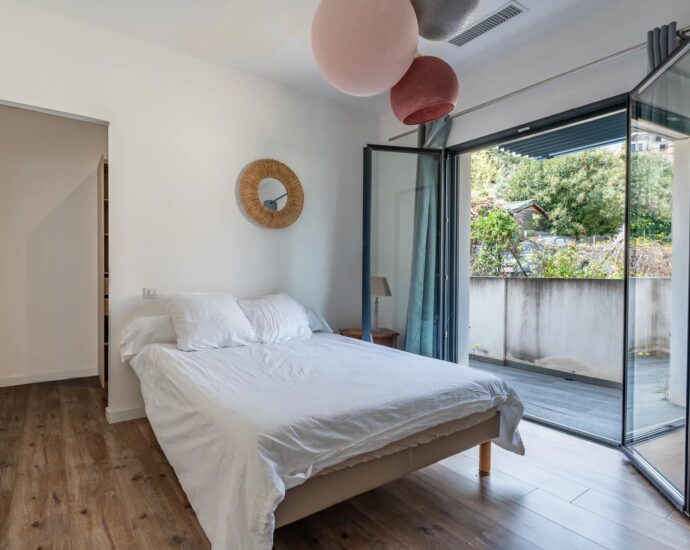 Bastia, penthouse, vue mer, 4 chambres, proche plage