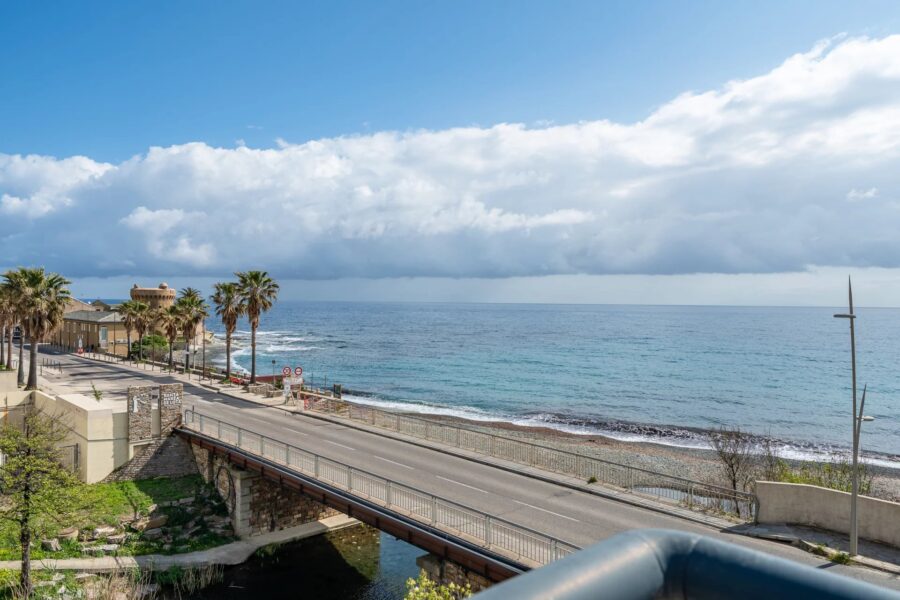 Bastia, penthouse, vue mer, 4 chambres, proche plage