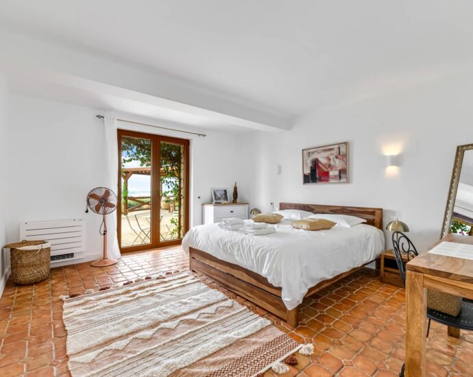 Ajaccio, villa 7 chambres, vue mer, A GIRAFFA RL335