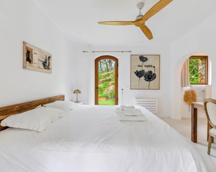 Ajaccio, villa 7 chambres, vue mer, A GIRAFFA RL335