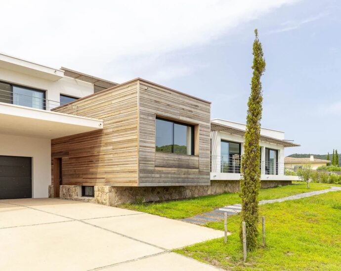 Capicciola – Ensemble de 2 magnifiques villas T6, vue mer, proche plage