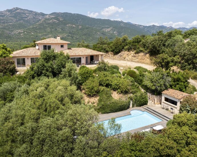 Trinité-de-Porto-Vecchio, 5-Bedroom Villa, Pool, Sea View