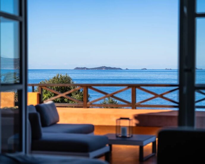 Coti-Chiavari, Villa 6 chambres, piscine, vue mer, plage à pied