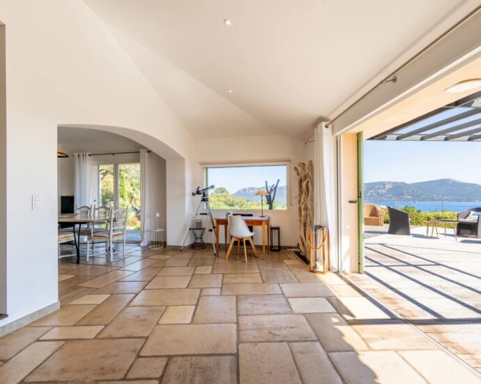 Porto Vecchio – Domaine de Marina di Fiori – Propriété vue mer – 7 chambres