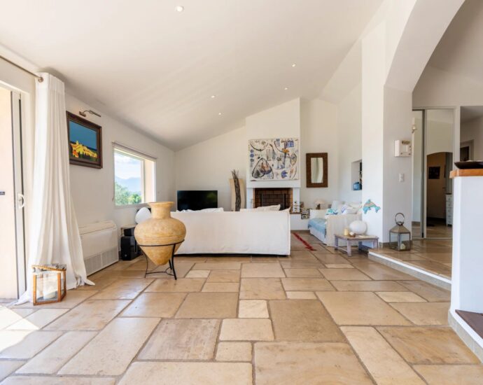 Porto Vecchio – Domaine de Marina di Fiori – Propriété vue mer – 7 chambres