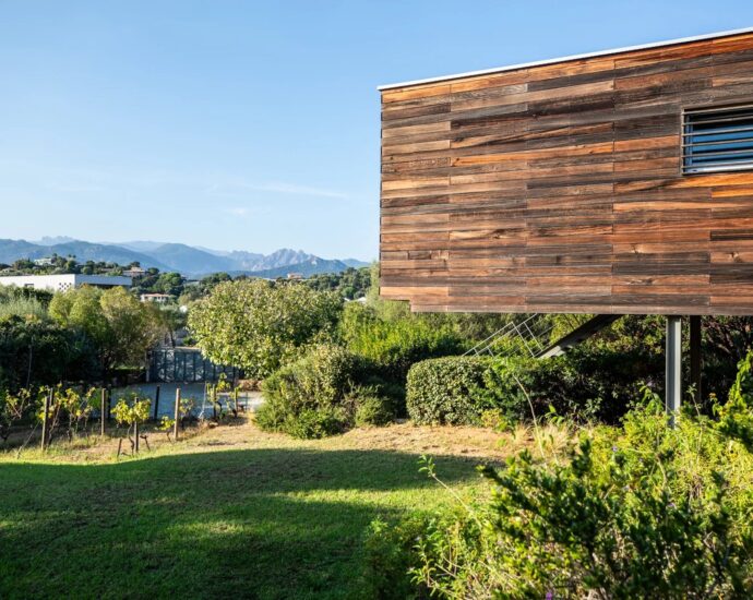 Pinarello, 5 bedrooms, swimming pool, sea and mountain views