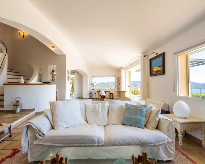 Porto Vecchio – Domaine de Marina di Fiori – Propriété vue mer – 7 chambres