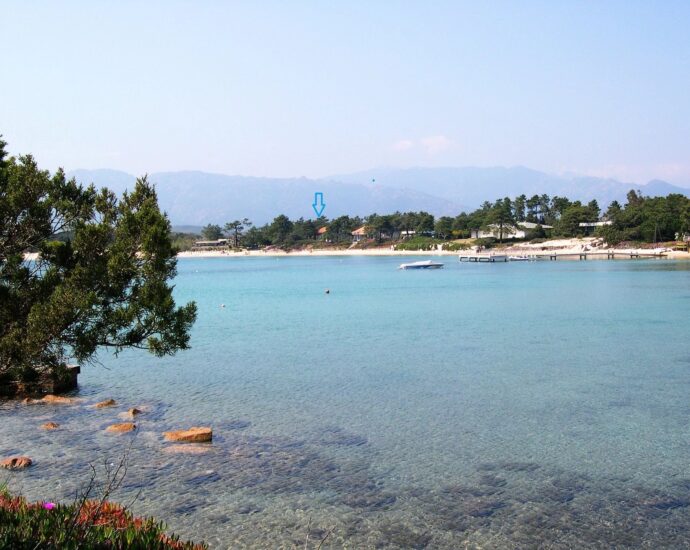 Porto-Vecchio, Cala Rossa, Domaine privé, pied dans l’eau, 2 chambres, vue mer