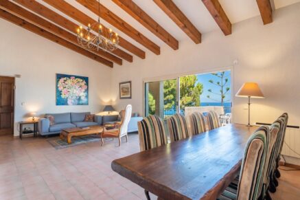 Exclusive, Corbara, 5-bedroom villa, swimming pool, panoramic sea view, beach on foot
