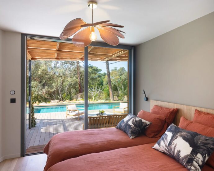 Domaine de Cala Rossa,  Villa neuve, Plage à pied