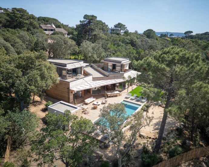 Domaine de Cala Rossa, New villa, Beach on walking distance