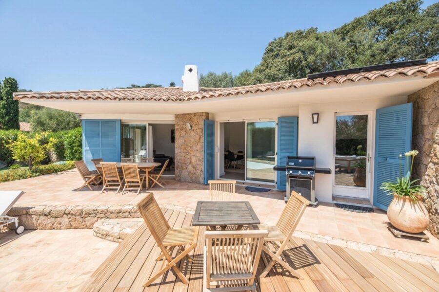 Porto Vecchio, villa 4 chambres, piscine, proche plage