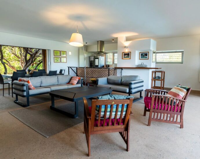 Pinarello, 5 bedrooms, swimming pool, sea and mountain views