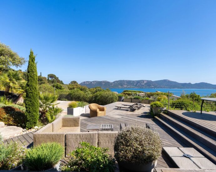Porto Vecchio – Domaine de Marina di Fiori – Propriété vue mer – 7 chambres