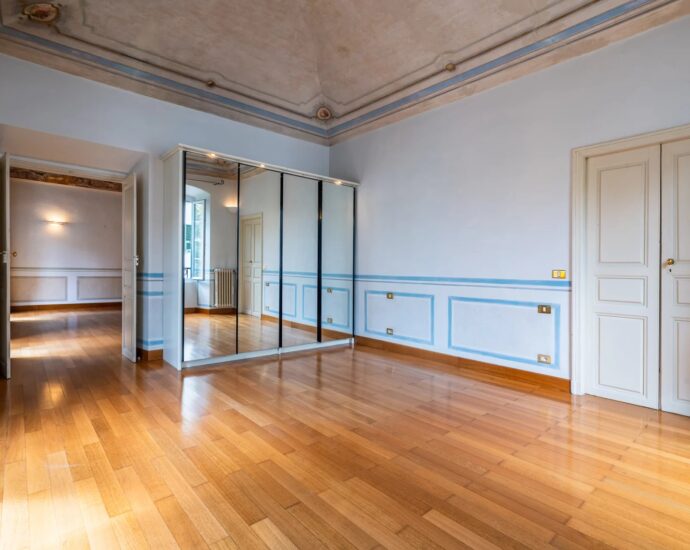 Bastia, City Center, Bourgeois Apartment, 3 Bedrooms