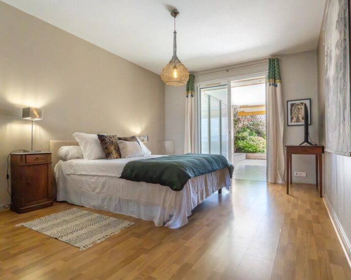 Exclusive Listing, Ajaccio, Sanguinaires – High-End Apartment, 4 Bedrooms, Sea View, Walking Distance to the Beach