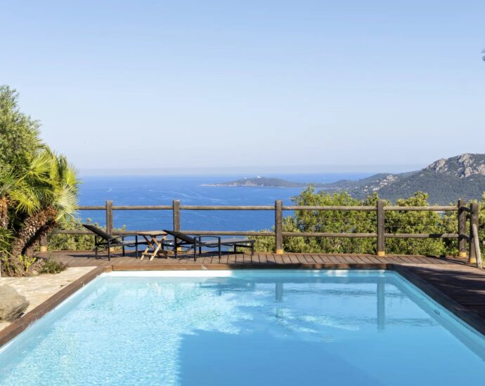 Porto Vecchio – Domaine de Marina di Fiori – Propriété vue mer panoramique – 5 chambres