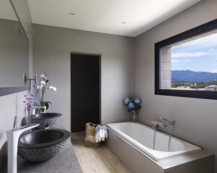 Porto Vecchio, Cala Rossa, Villa A Maredda, 5 chambres, piscine et plage à pied