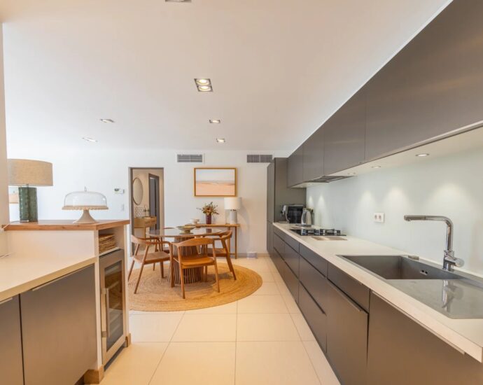 Porto Vecchio, Cala Rossa, Villa A Maredda, 5 chambres, piscine et plage à pied