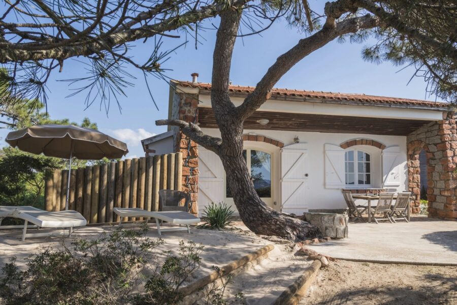 Porto-Vecchio, Cala Rossa, Domaine privé, pied dans l’eau, 2 chambres, vue mer