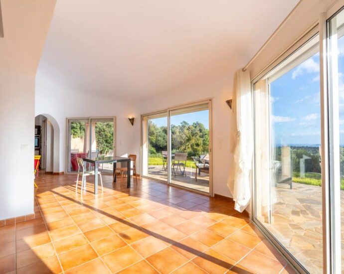 Trinité-de-Porto-Vecchio, 5-Bedroom Villa, Pool, Sea View
