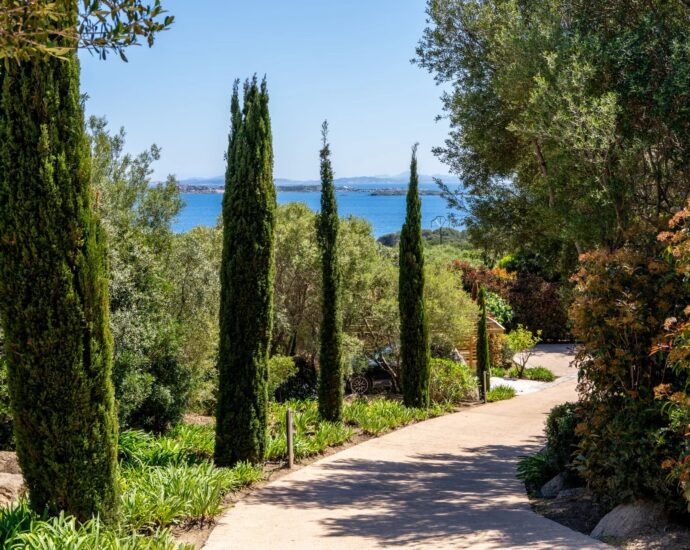 BONIFACIO – CALA LONGA – PANORAMIC SEA VIEW PROPERTY