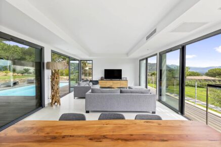 Capicciola – Ensemble de 2 magnifiques villas T6, vue mer, proche plage