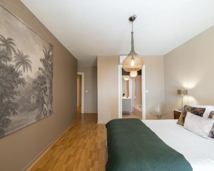 Exclusive Listing, Ajaccio, Sanguinaires – High-End Apartment, 4 Bedrooms, Sea View, Walking Distance to the Beach