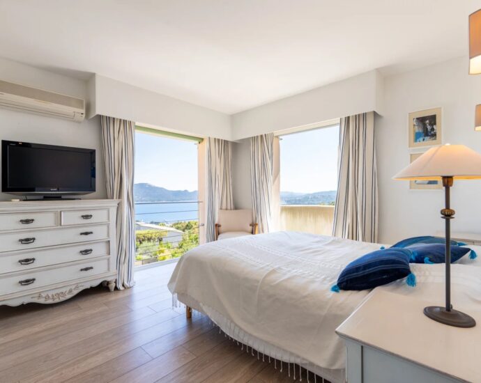 Porto Vecchio – Domaine de Marina di Fiori – Propriété vue mer – 7 chambres