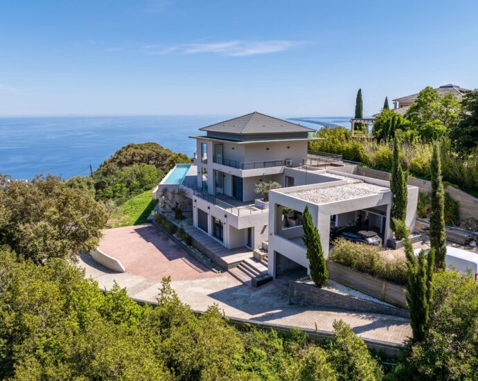 Bastia, Villa, Exclusivité, 4 chambres, piscine, vue panoramique mer