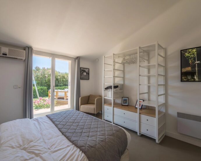 Porto Vecchio, villa 4 chambres, piscine, proche plage
