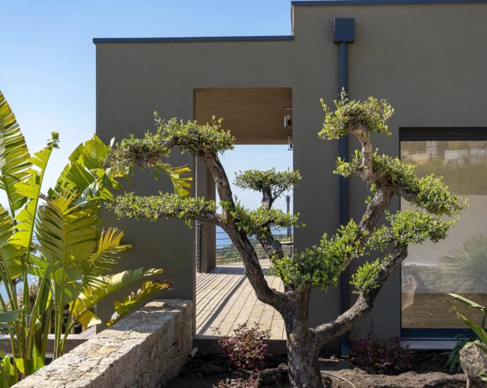 Ajaccio, new program, luxury villas, panoramic sea and mountains view, swimming pool, near beach
