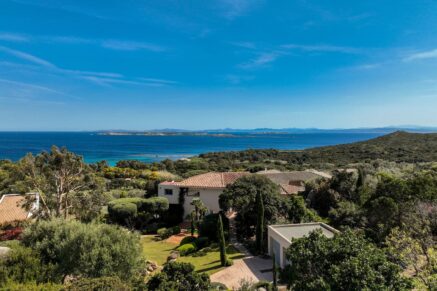 Bonifacio, Cala Longa , Villa 6 chambres, piscine, vue mer,  RL357 Marina Di Cavu