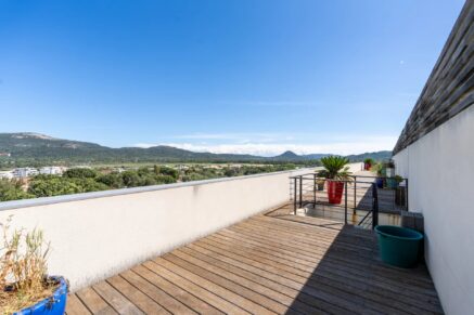 Porto-Vecchio, Duplex Apartment, 5 Bedrooms, Mountain View, Shared Pool