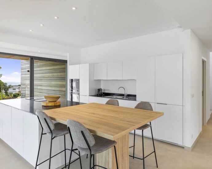 Capicciola – Ensemble de 2 magnifiques villas T6, vue mer, proche plage